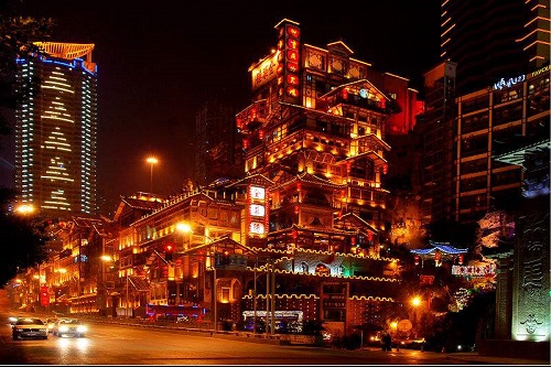 在全域旅游新時(shí)代，網(wǎng)紅景點(diǎn)如何持久“保鮮”？